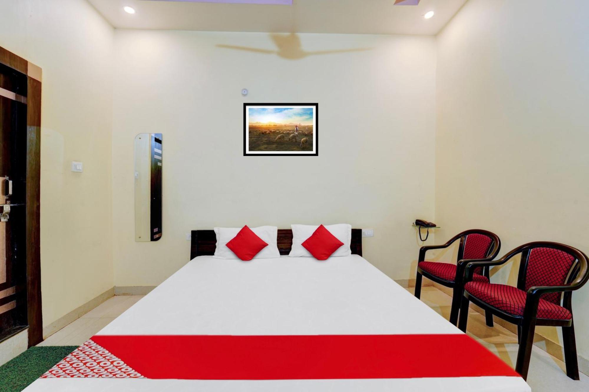Oyo Flagship Hotel Centre Point Chhapra Eksteriør billede