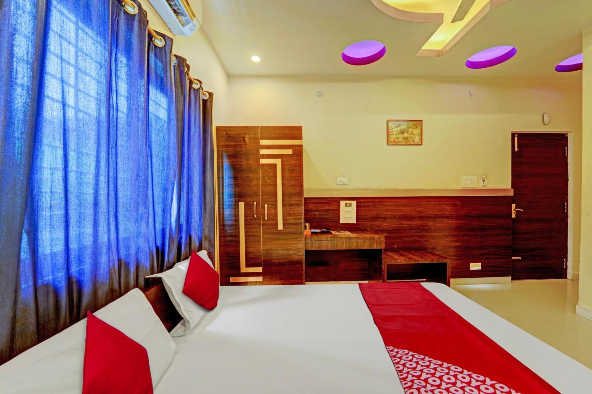 Oyo Flagship Hotel Centre Point Chhapra Eksteriør billede