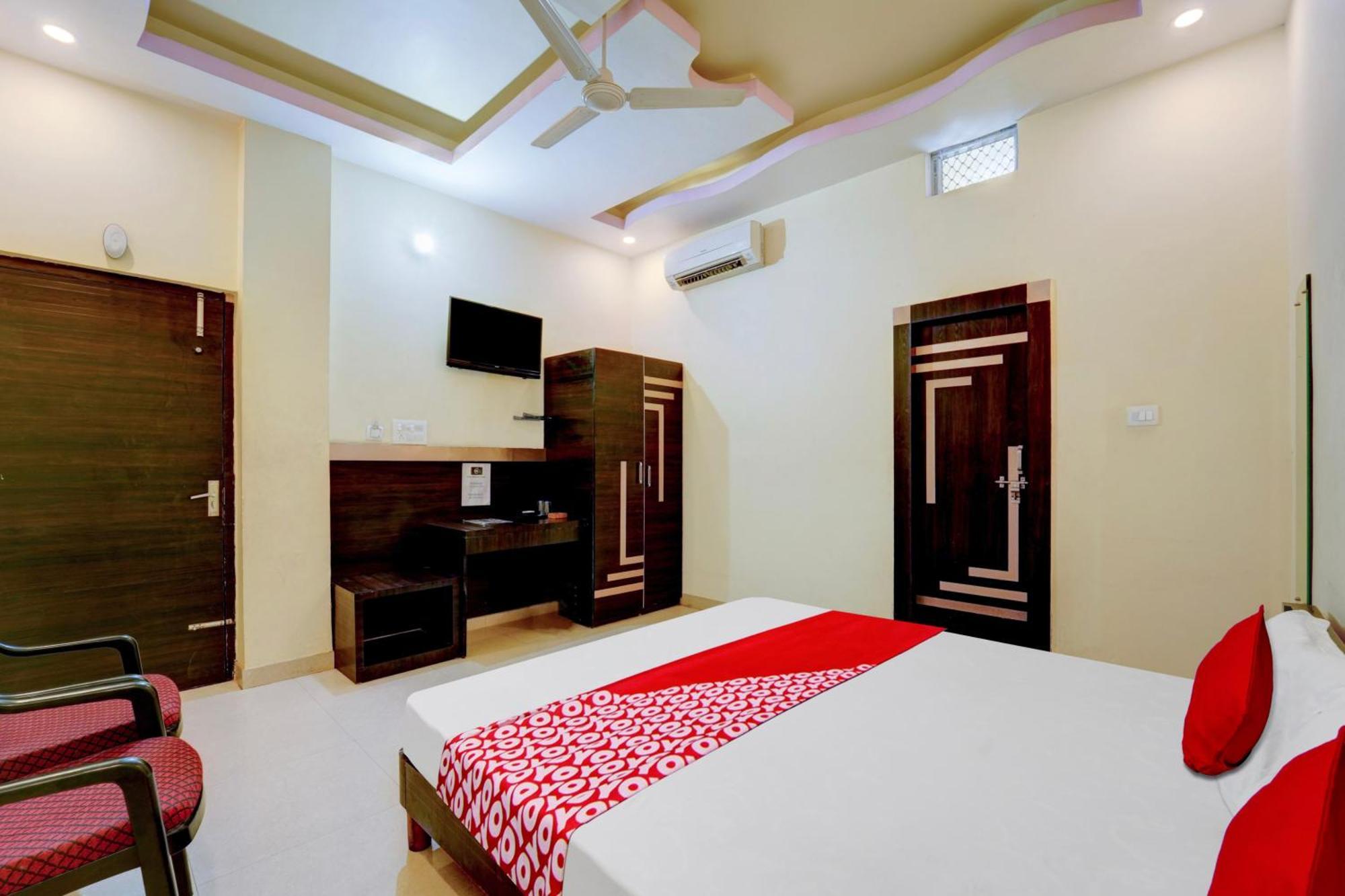 Oyo Flagship Hotel Centre Point Chhapra Eksteriør billede